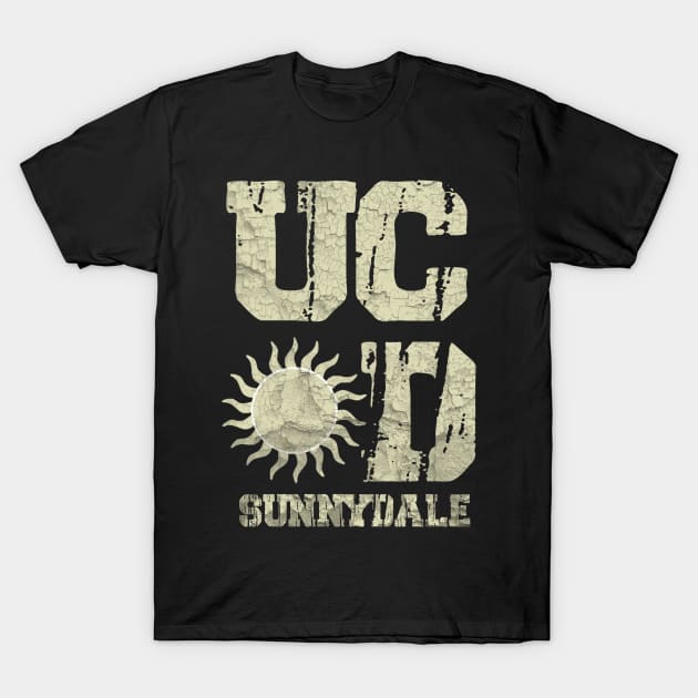 UC Sunnydale Buffy T-Shirt by manganto80s